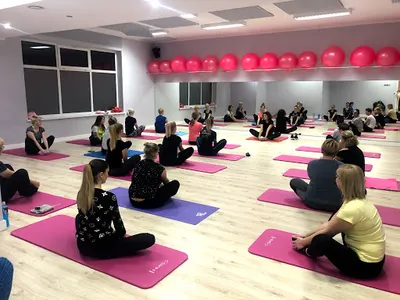 Akademia Ruchu. Klub Fitness. Gabinet modelowania sylwetki.